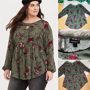Torrid green floral long sleeve casual babydoll style top blouse plus size 4